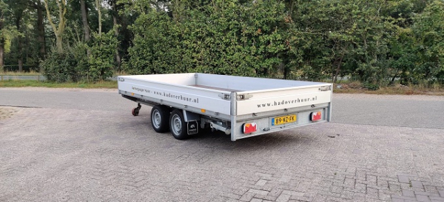 Henra Plateauwagen 4x2 linksachter